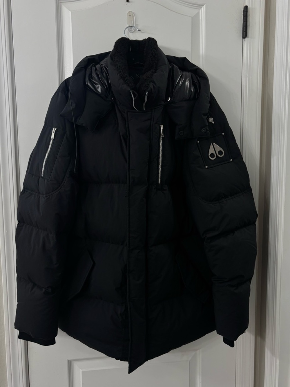 Moose Knuckles Men's Black Quilted Puffer Coat - Picture 4 of 15